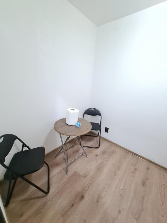 לינה וארוחת בוקר בוקרשט Garsoniera Privata מראה חיצוני תמונה